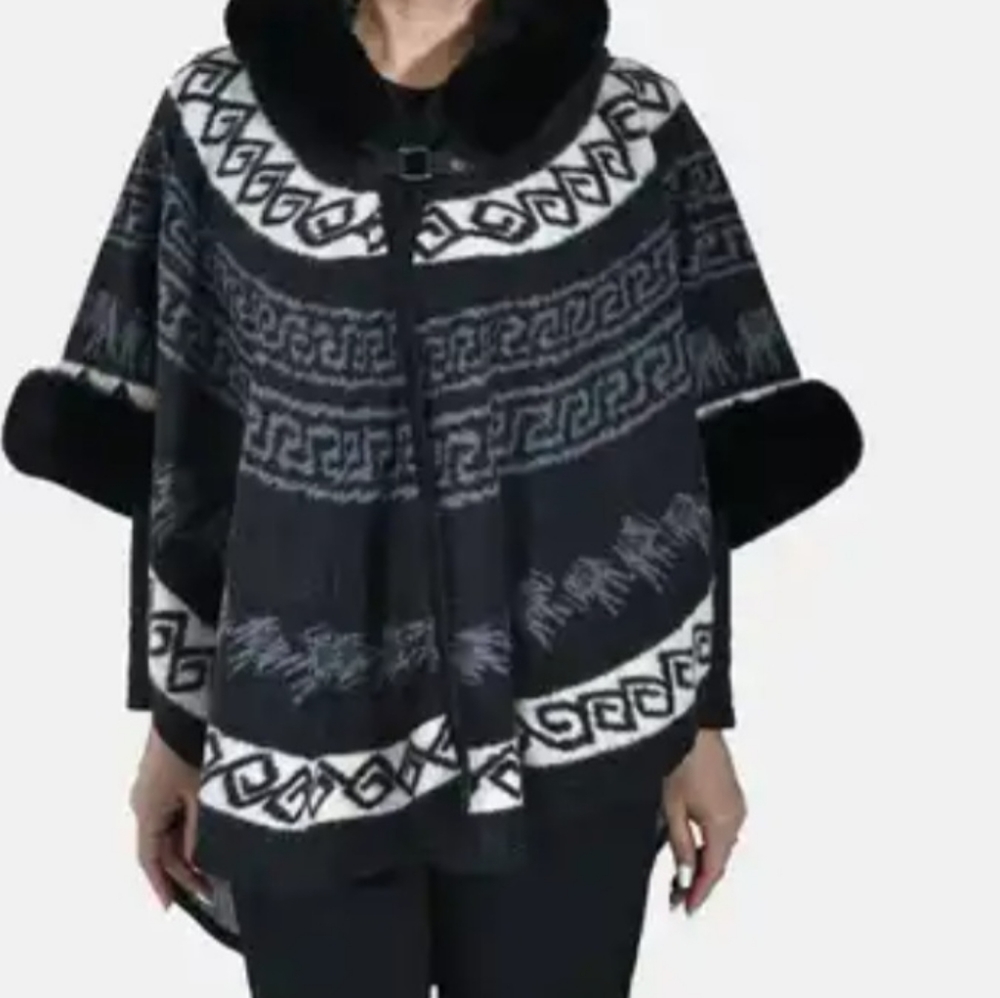 Tamsy Women's Hooded Poncho